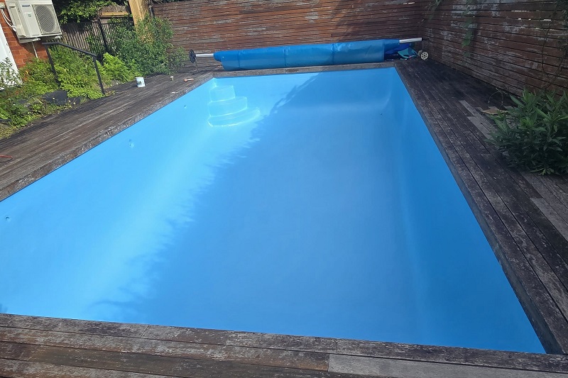 professional pool painting in Sydney